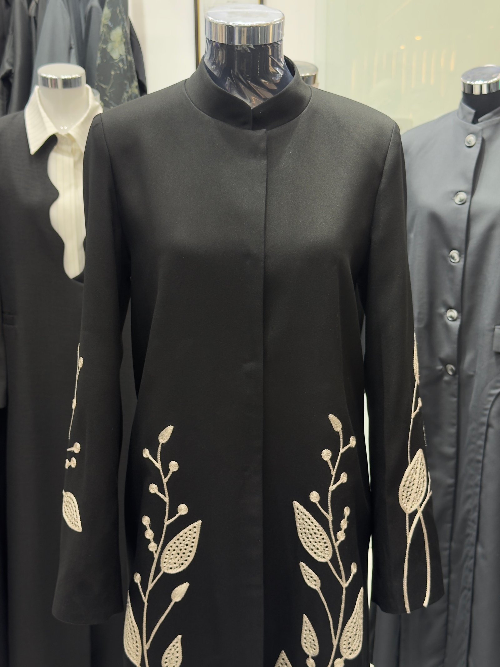 Embroidered Blazer - E01