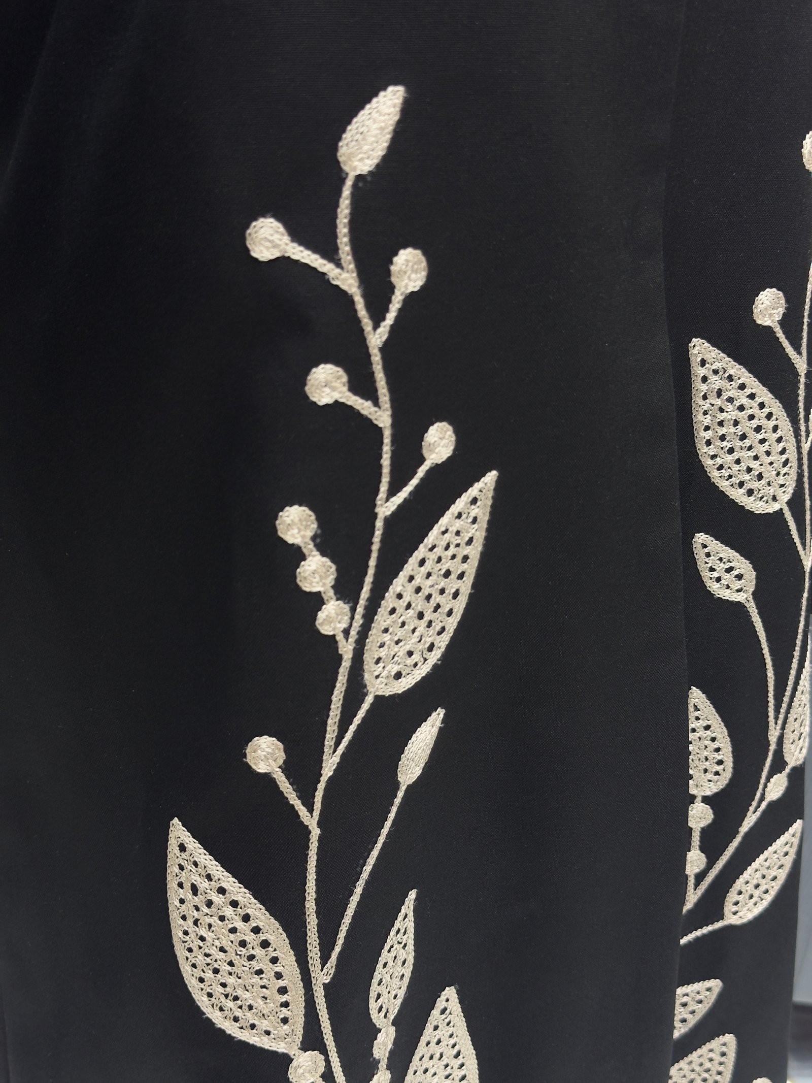 Embroidered Blazer - E01
